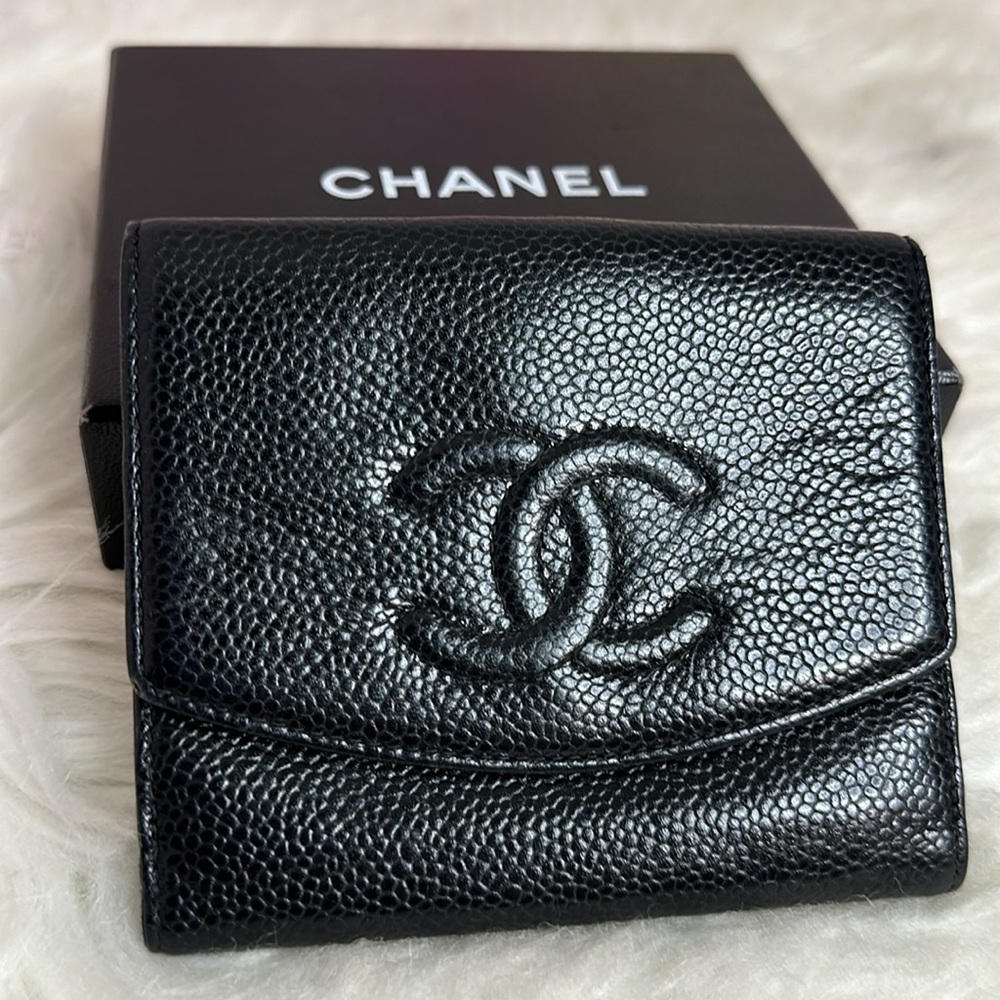 💯Authentic Chanel Caviar Short Wallet🍀 - Picture 13 of 15